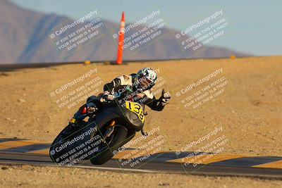 media/Dec-16-2023-CVMA (Sat) [[bb38a358a2]]/Race 13 Amateur Supersport Middleweight/